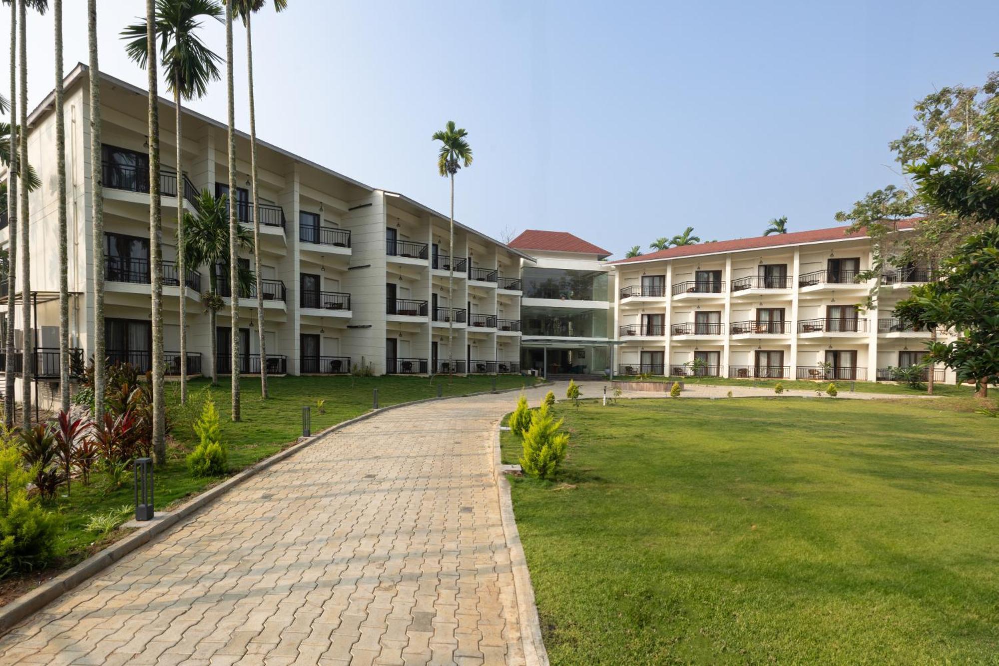 Malnad Shire Eco Resort Шимога Экстерьер фото